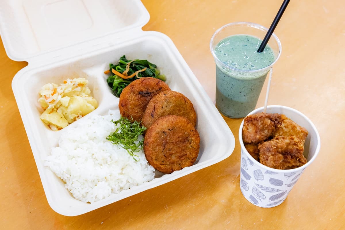 Ganmo-don rice bowl and soy meat Karaage images